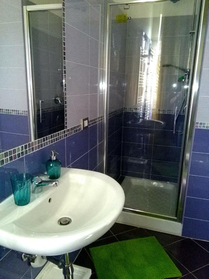 Villa Vittoria Mini Hotel Salerno Eksteriør bilde